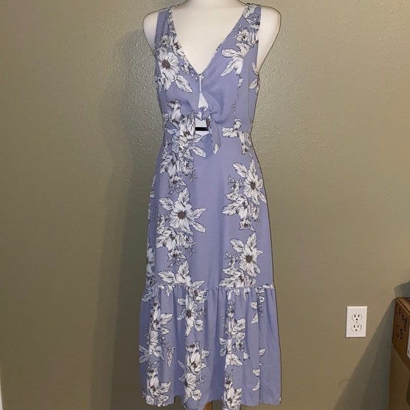 Gianni Bini Dresses & Skirts - Gianni Bini, Floral Dress, size M